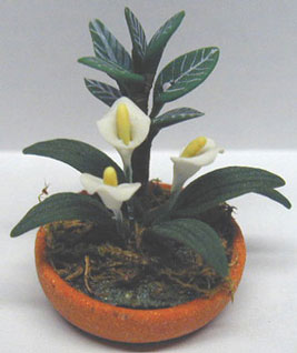Dollhouse Miniature White Lily Plant (1-3/8)
